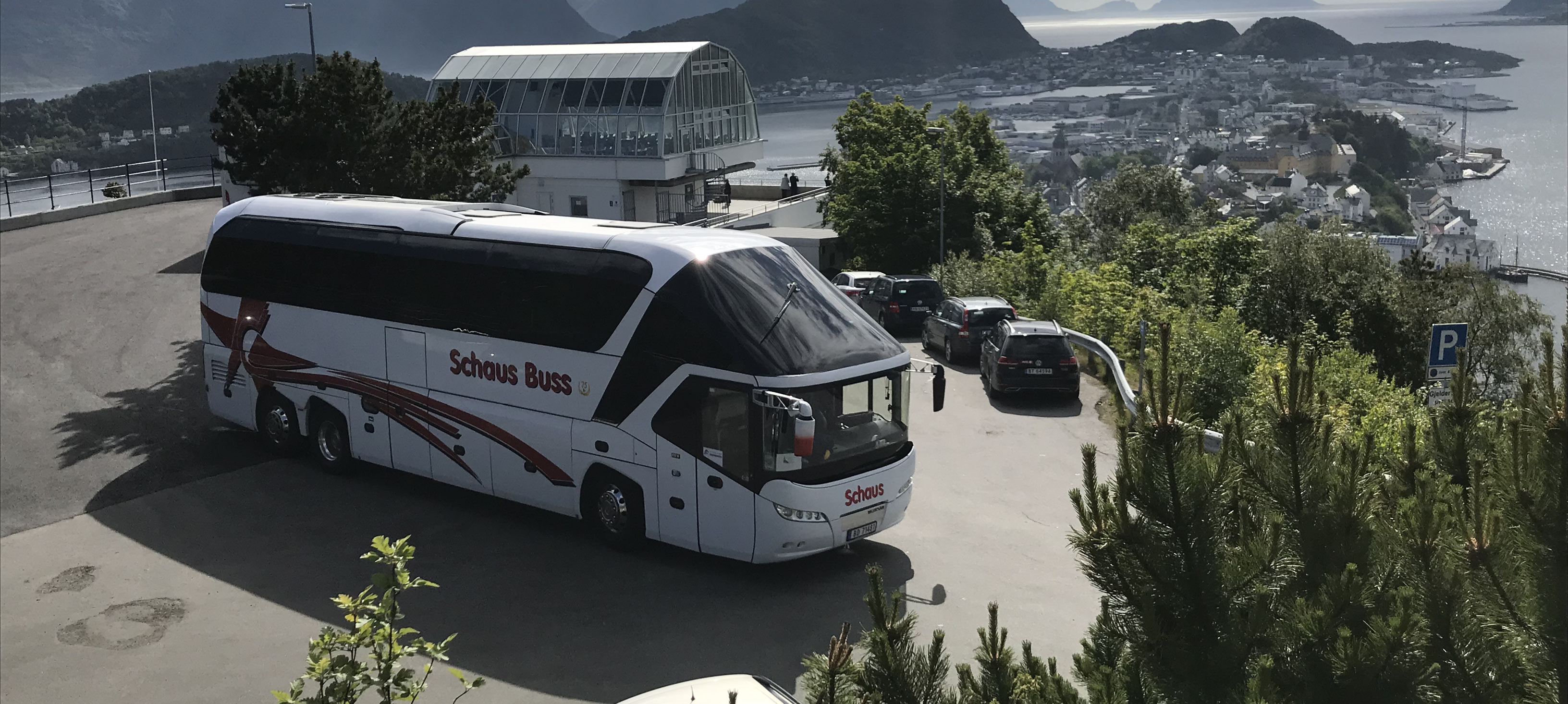 flott bilde av bussen på tur