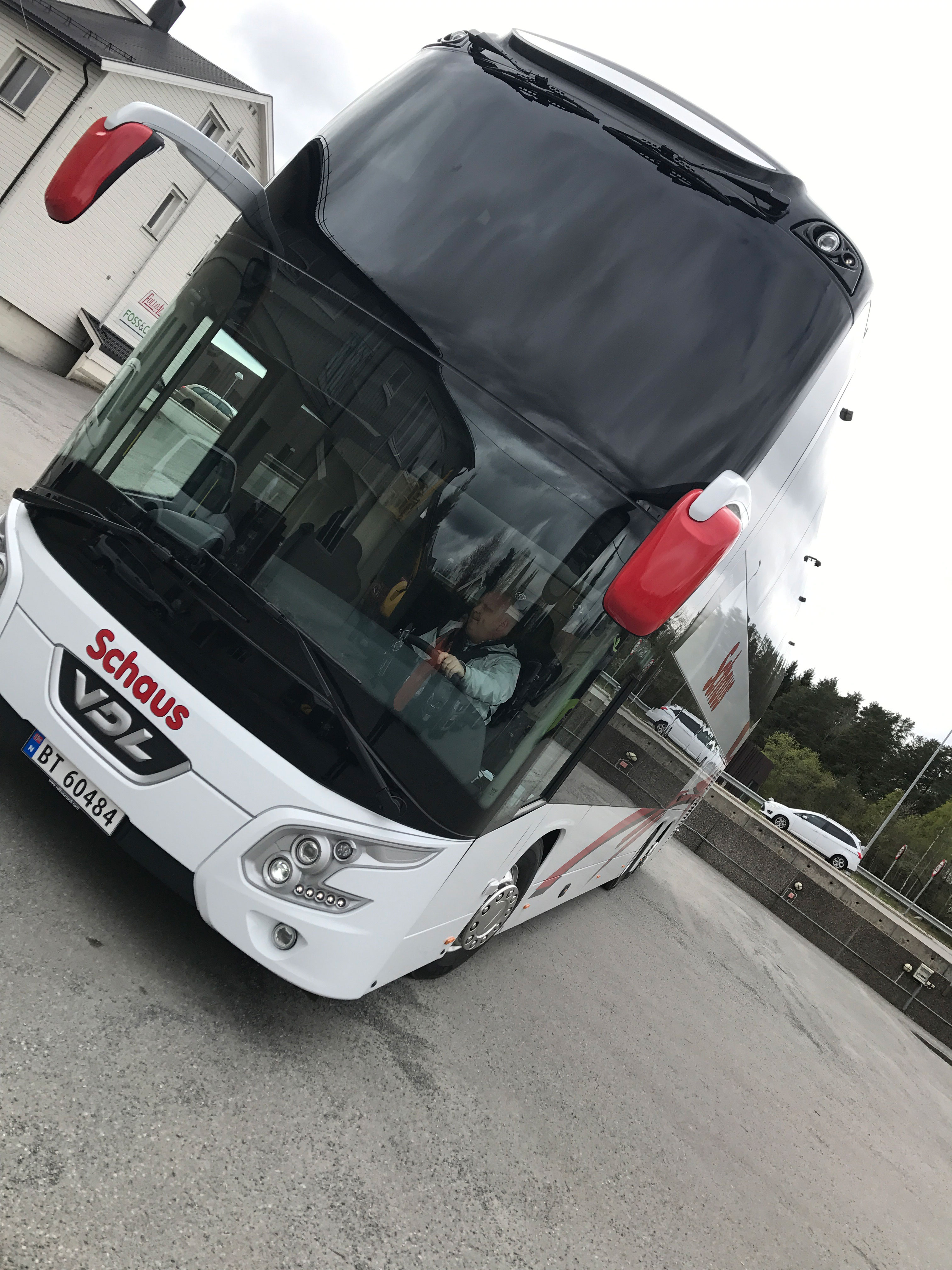 to etasjer buss